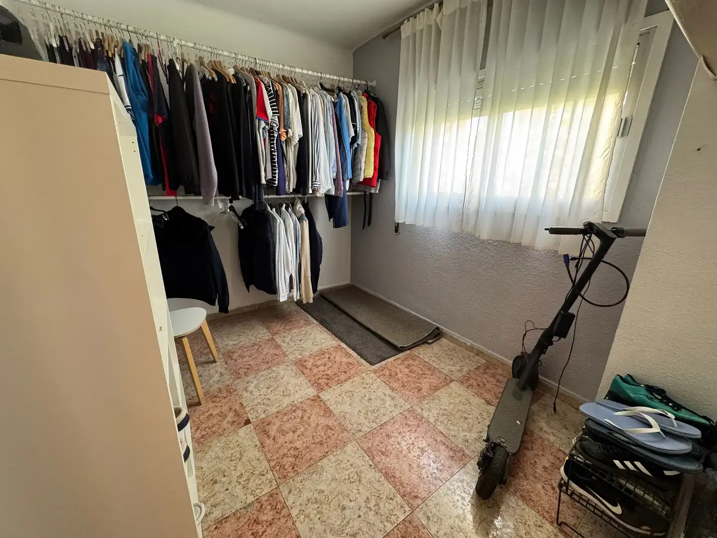 Piso en venta en L'Hospitalet de Llobregat con Balcón