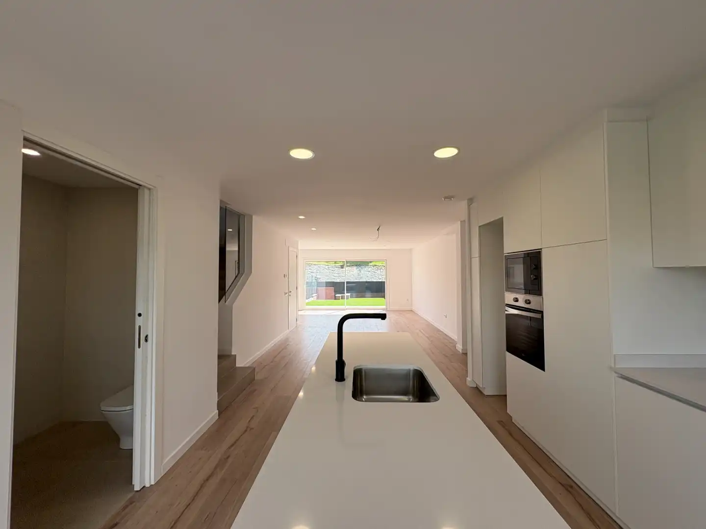 Cocina de Casa adosada en venta en Torelló con Calefacción, Jardín privado y Parquet