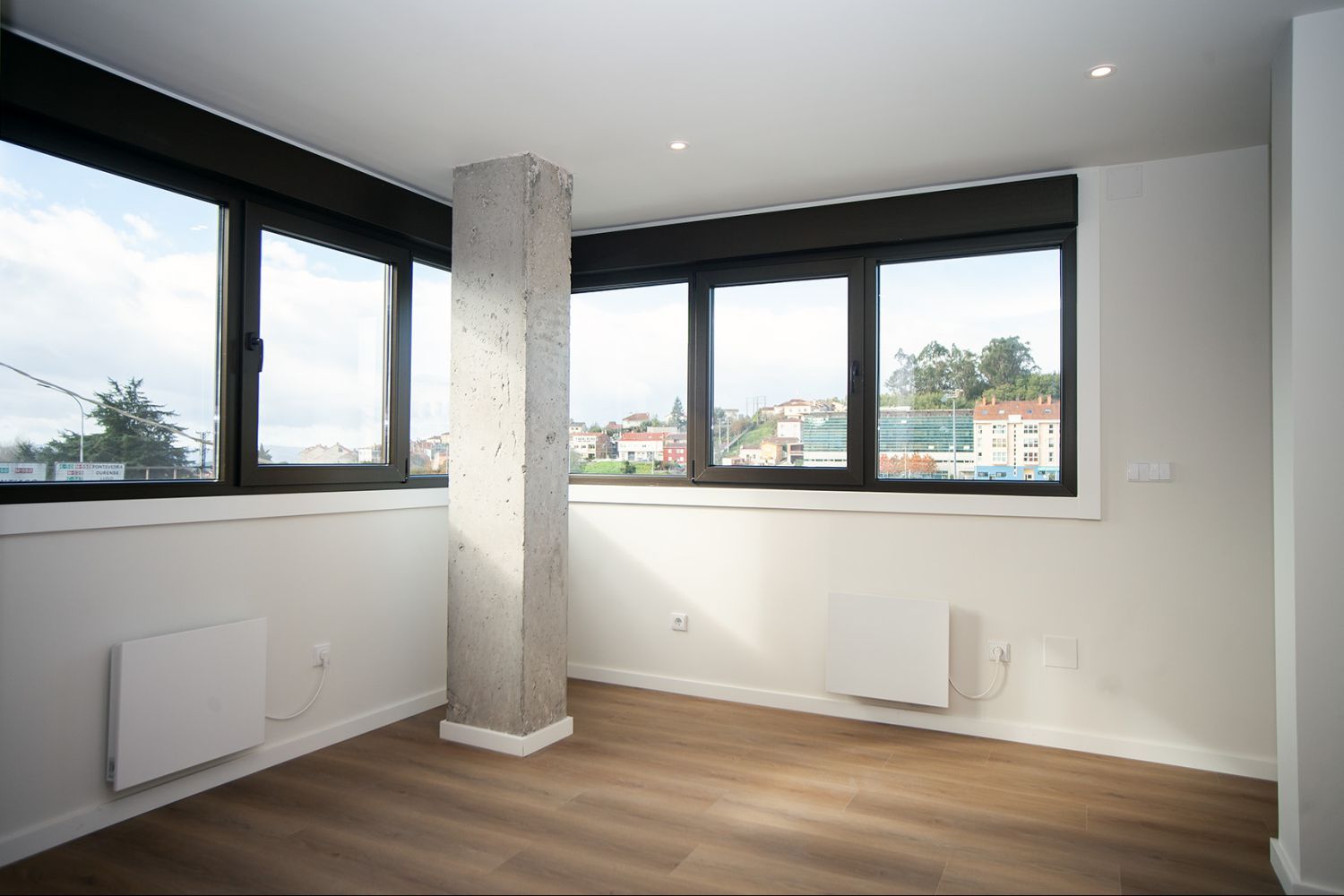 Bedroom of Apartment for sale in Santiago de Compostela   with Heating and Storage room