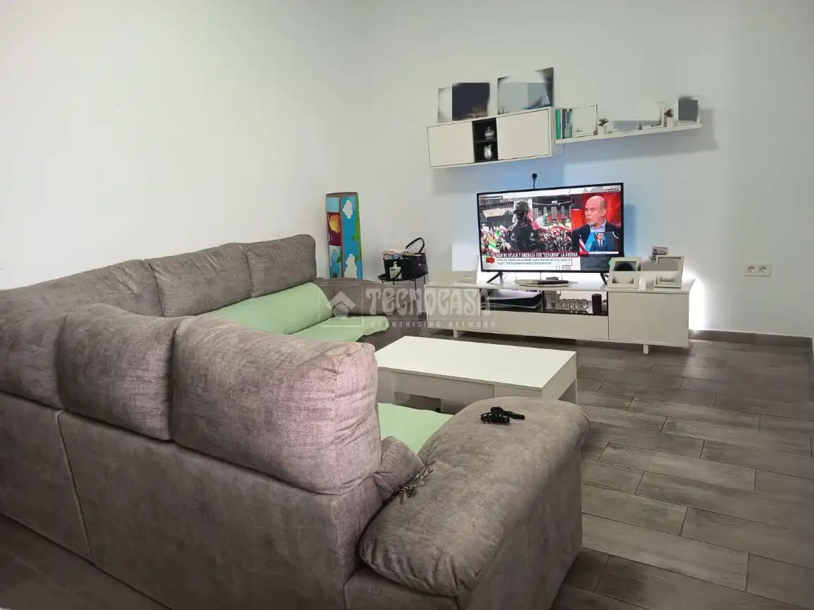 Living room of Flat for sale in Sevilla  with Air Conditioner