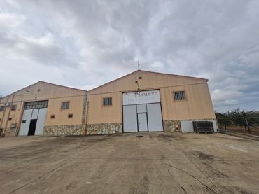 Nave industrielle à vendre à Avenida de la Santa Cruz