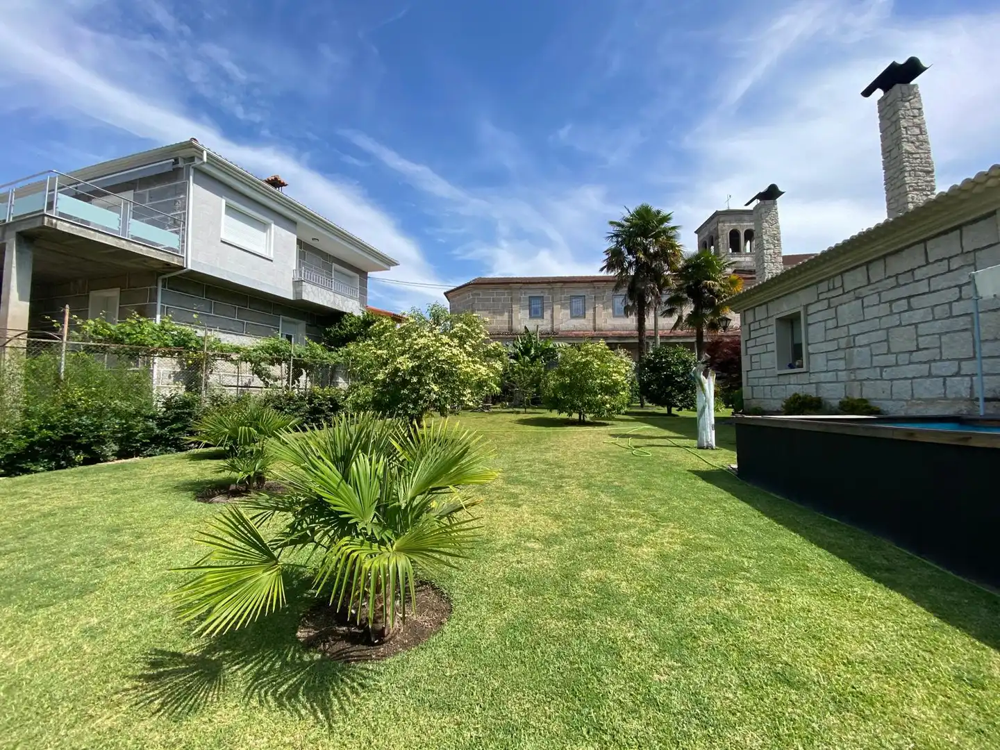 Jardí de Casa o xalet en venda en Leiro amb Aire condicionat, Calefacció i Jardí privat