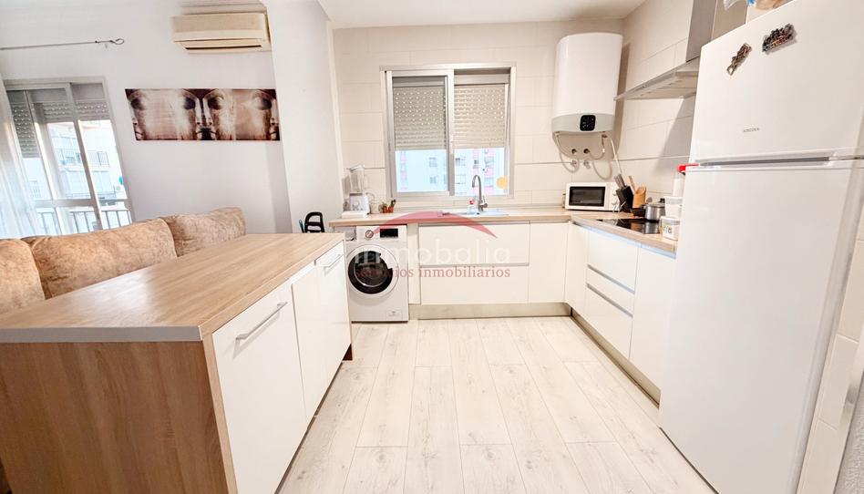 Foto 1 de Pis en venda a Calle Afganistán, Colores -  Entreparques, Sevilla