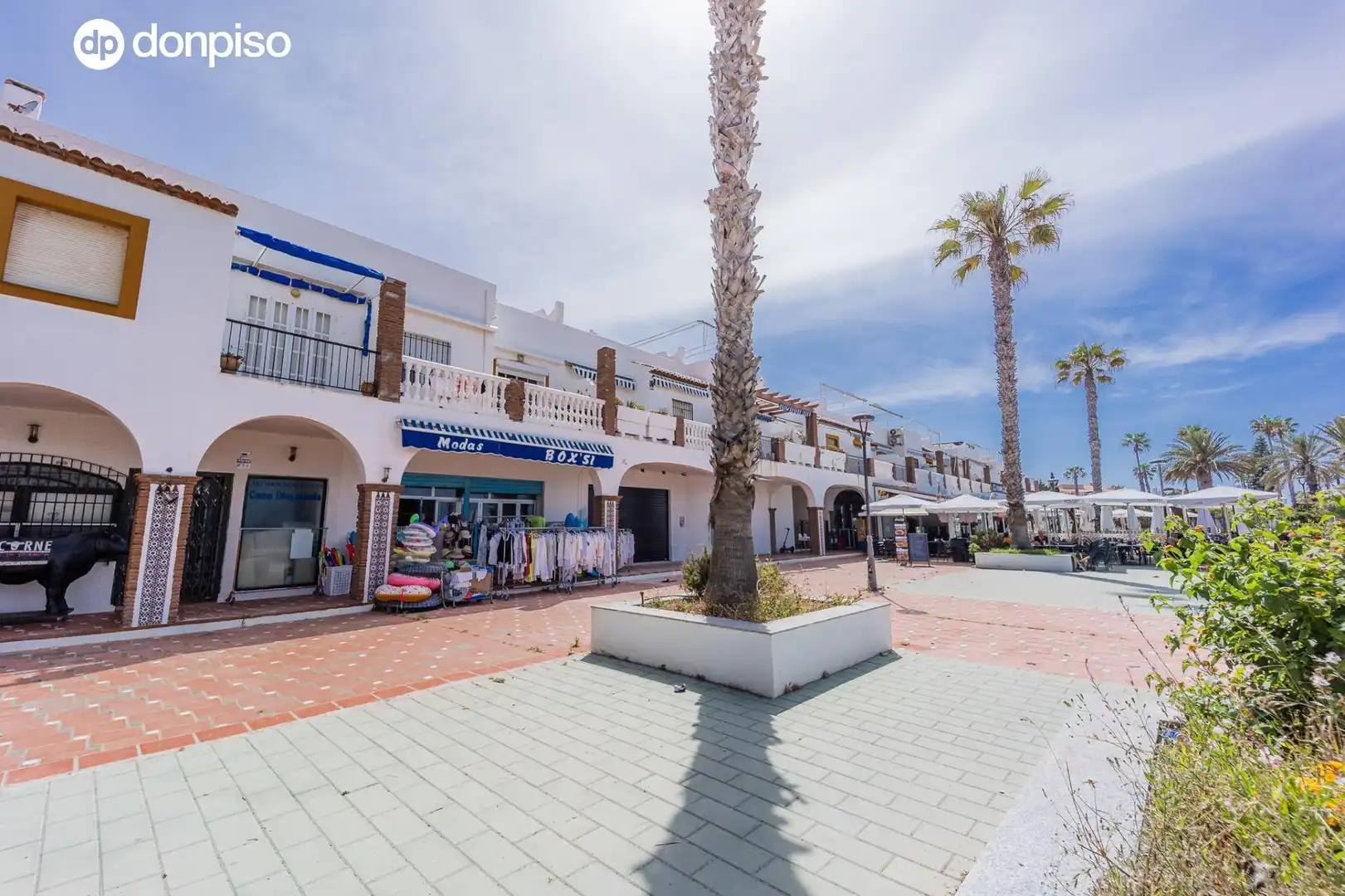 Commercial properties for sale in Calle Calle Paseo Marítimo, 1, Salobreña Costa