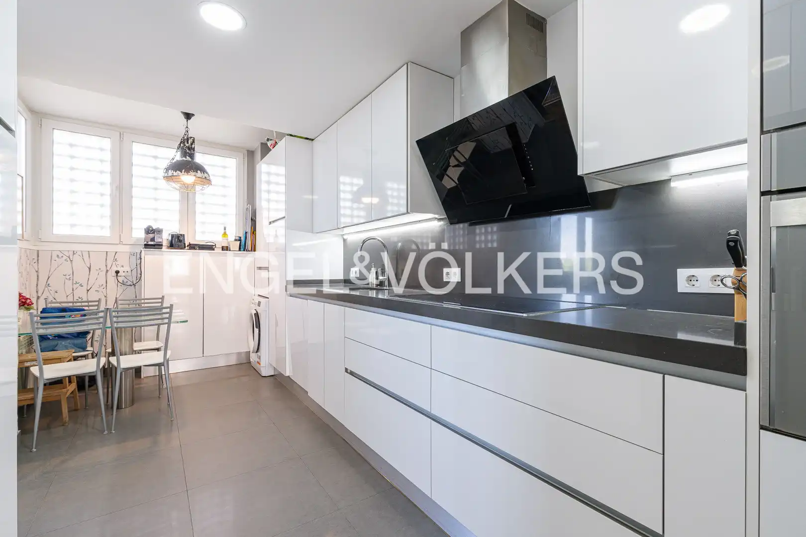 Kitchen of Duplexes for sale in Madrid  with Air Conditioner, Heating and Terrace