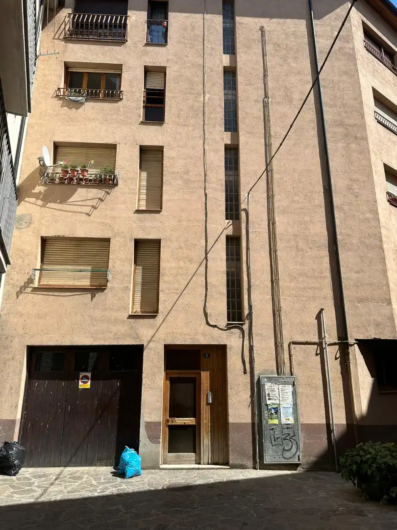 Außenansicht von Wohnung zum Verkauf in Sort mit Heizung, Parkett und Möbliert