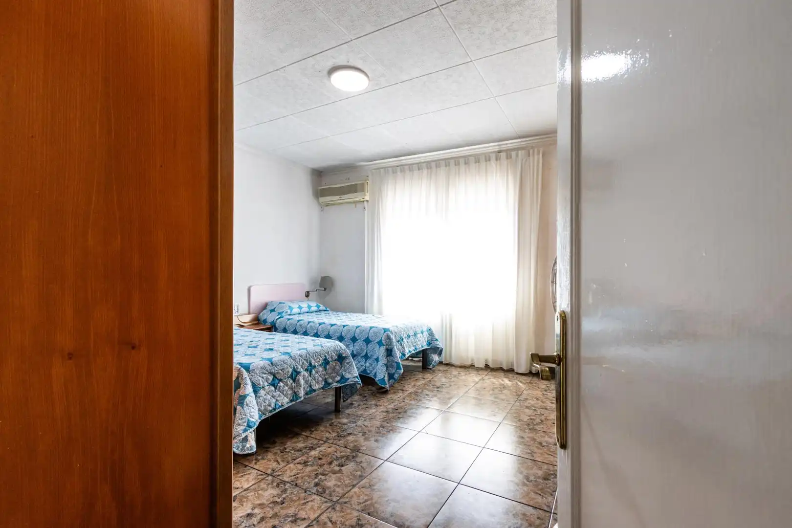 Bedroom of Flat for sale in Sabadell