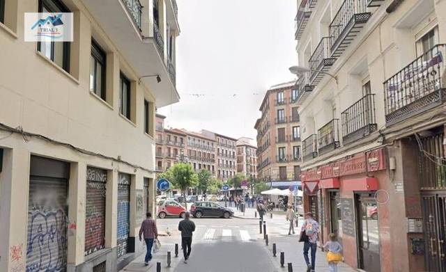Piso en Venta en Calle MALDONADAS en Embajadores - Lavapiés