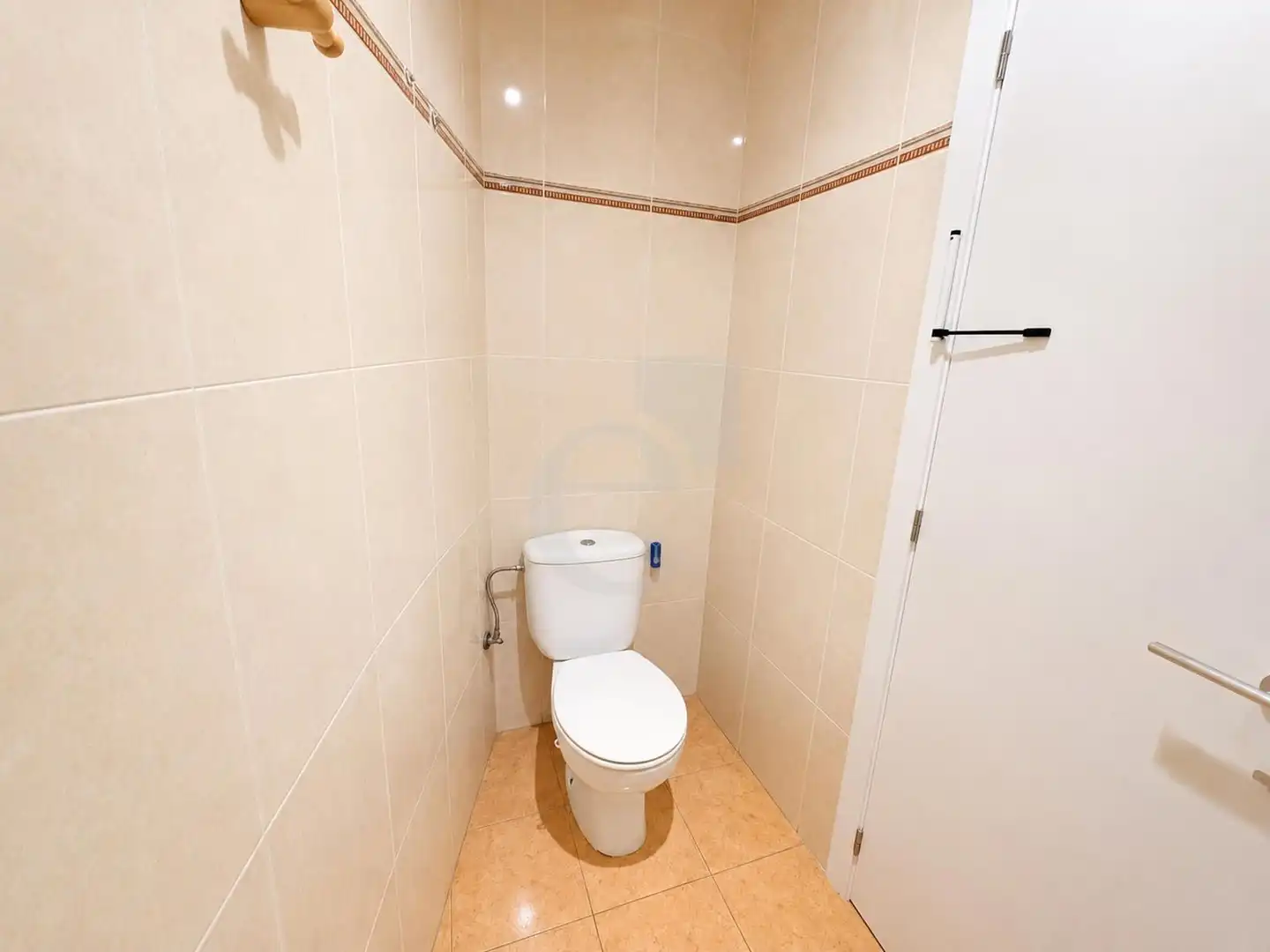Baño de Oficina de alquiler en Valencia con Aire acondicionado y Calefacción