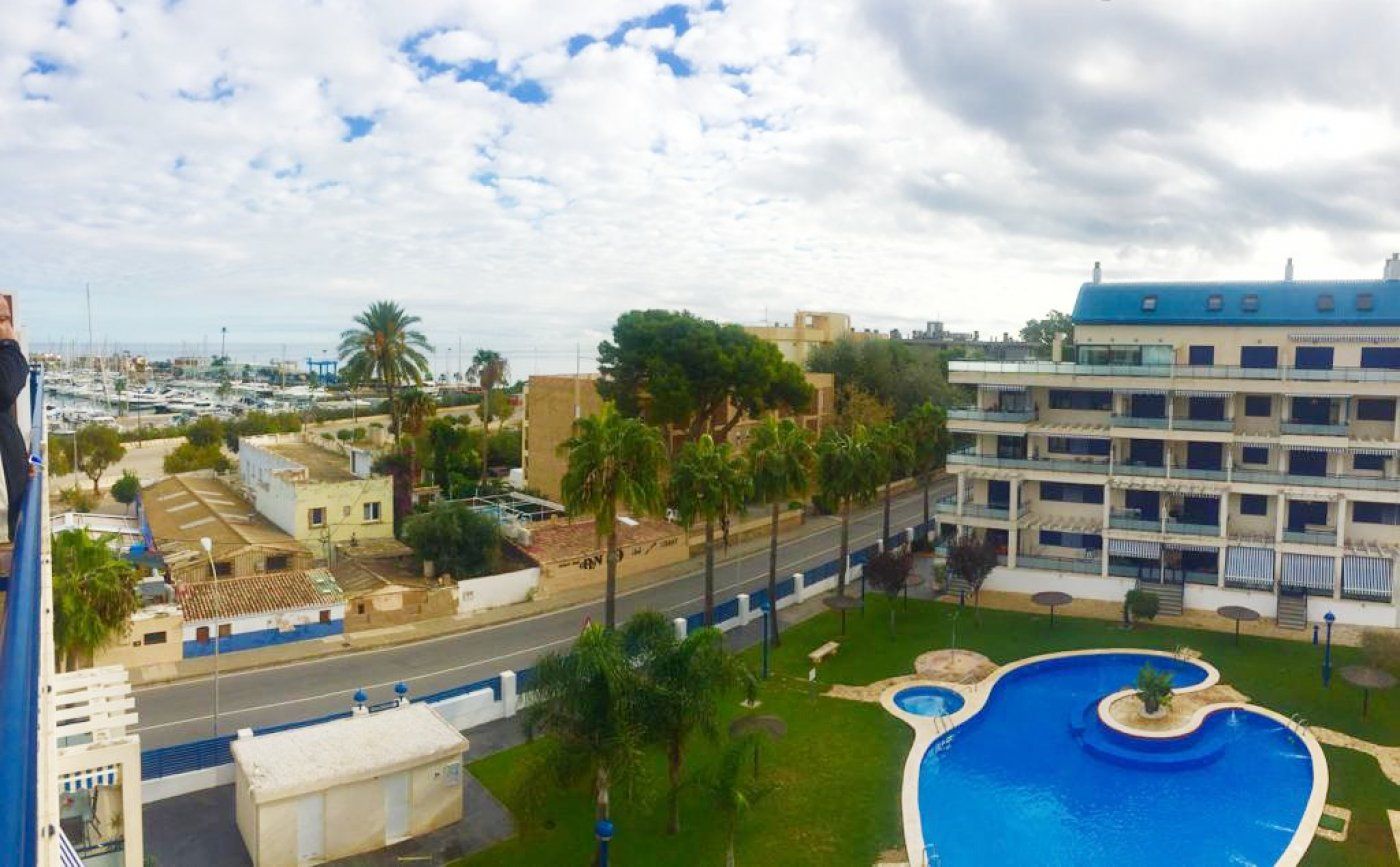 Swimming pool of Attic to rent in Dénia  with Air Conditioner, Heating and Private garden