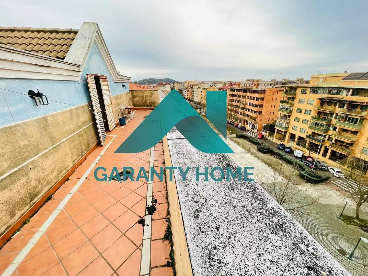 Vista exterior de Piso en venta en Cáceres con Aire acondicionado, Calefacción y Parquet
