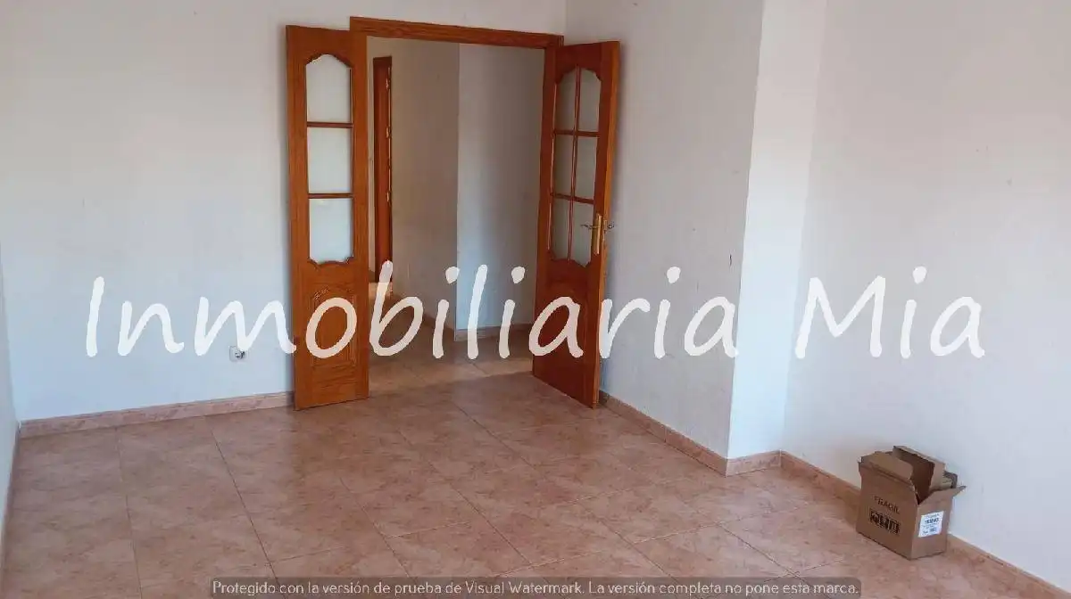 Apartament amb terrassa en venda a Casco Antiguo