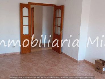 Apartament amb balcó en venda a Casco Antiguo
