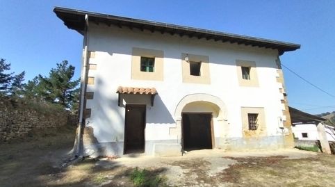 Casa en venta en Barcena de Cicero, 4 dormitorios., imatge 4