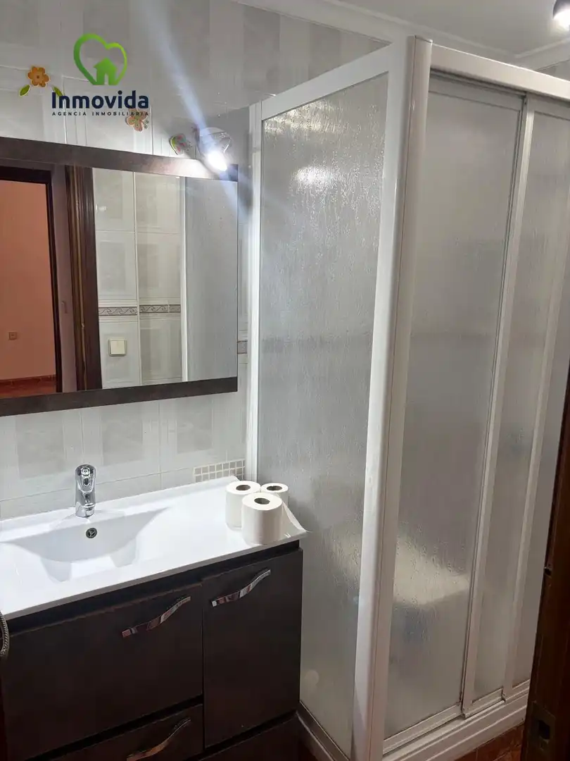 Bathroom of Flat for sale in Córdoba  with Air Conditioner, Heating and Terrace