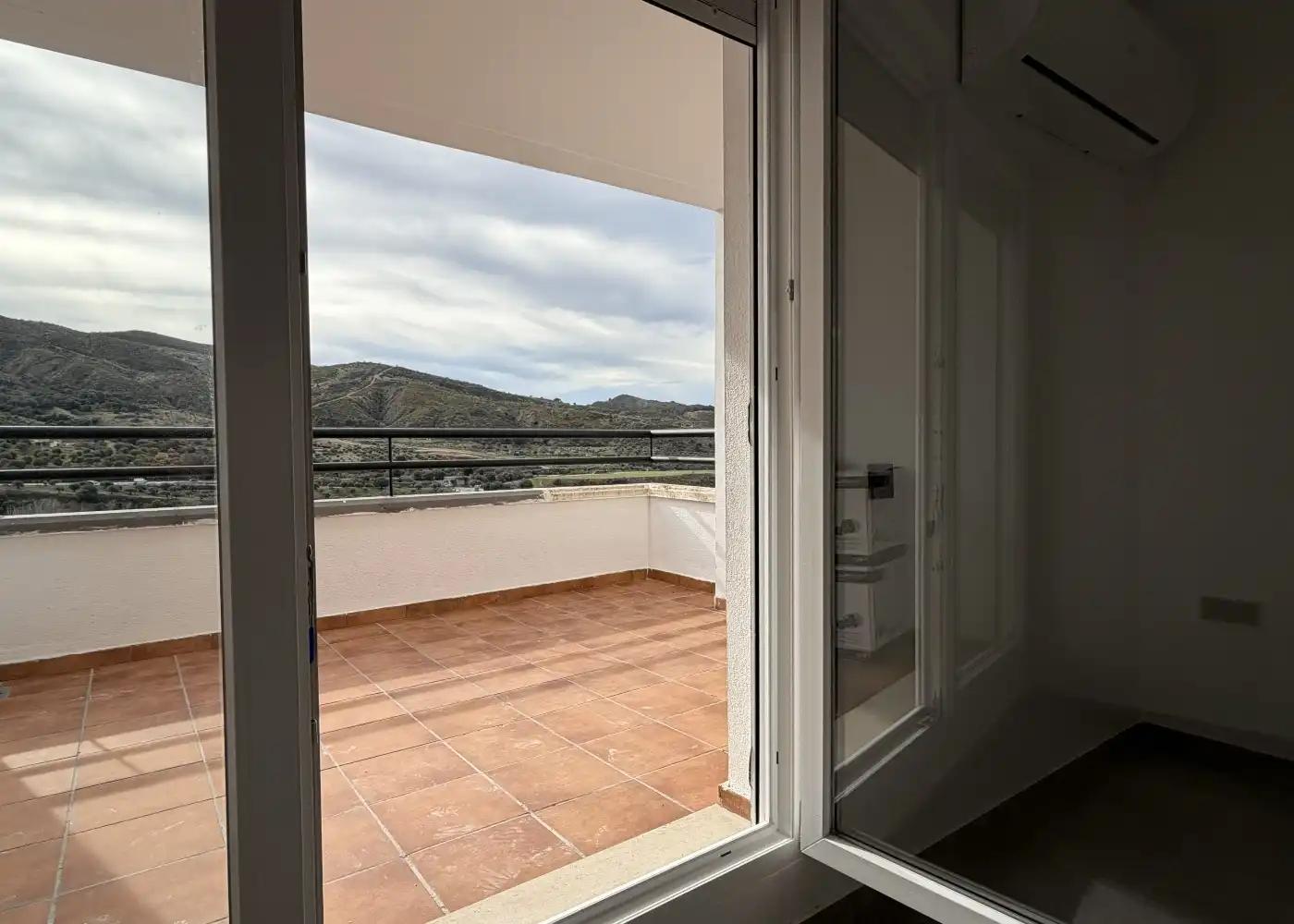 Ático en venta en Calle Camino Viejo de Güéjar, 35, Cenes de la Vega