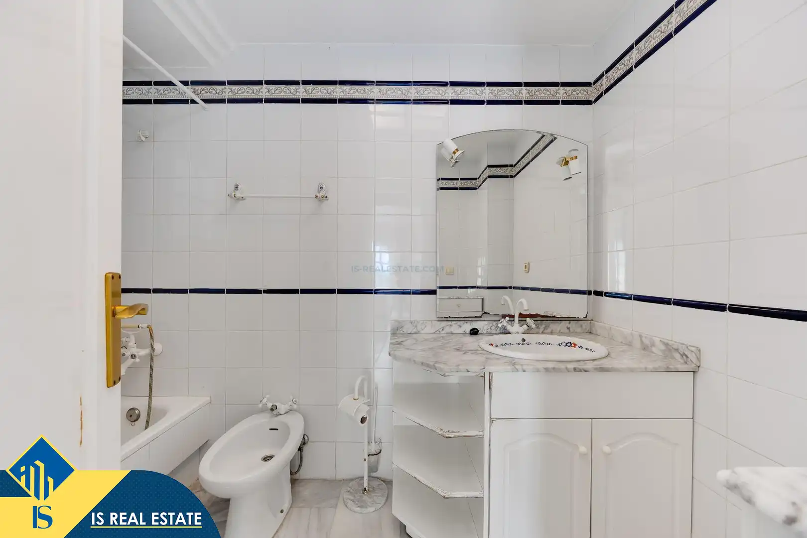 Apartamento con piscina en venta en Playa de los Locos, imagen 6