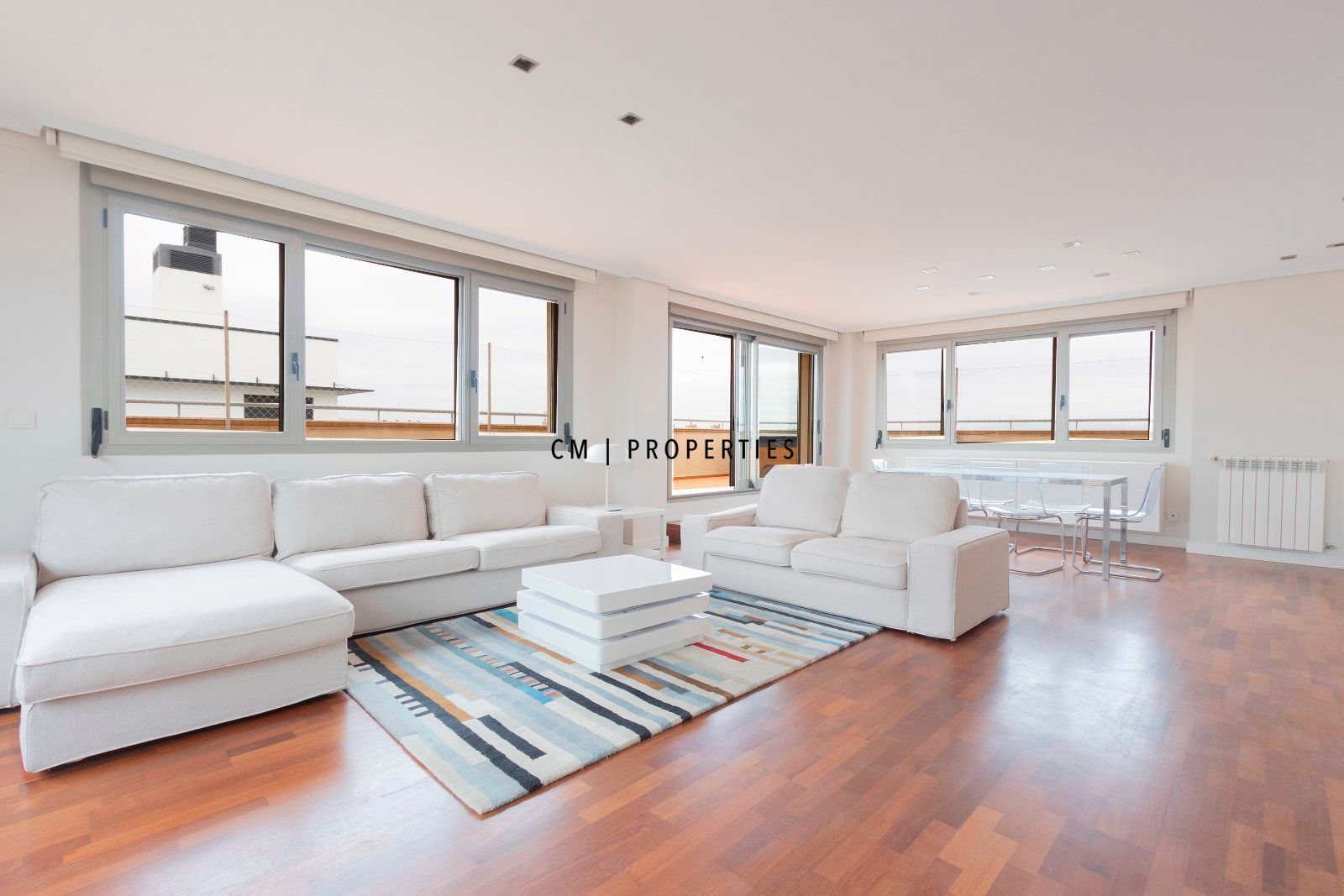 Sala d'estar de Dúplex en venda en  Valencia Capital amb Aire condicionat, Calefacció i Parquet