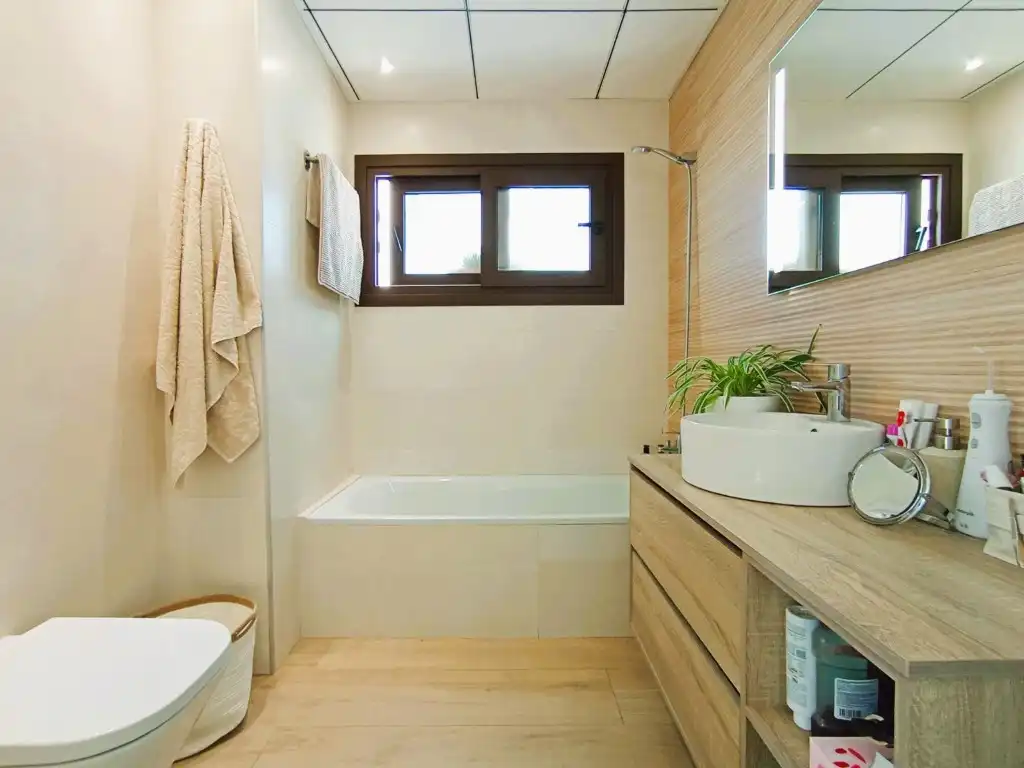 Casa con terraza en venta en Carrer Ecuador, imagen 5