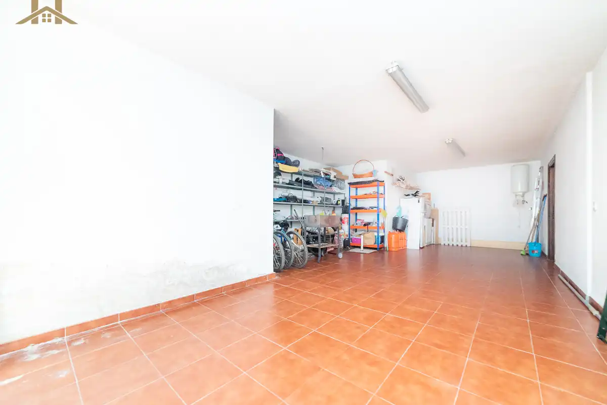 Haus oder Chalet zum Verkauf in Robledo de Chavela mit Heizung, Privatgarten und Terrasse