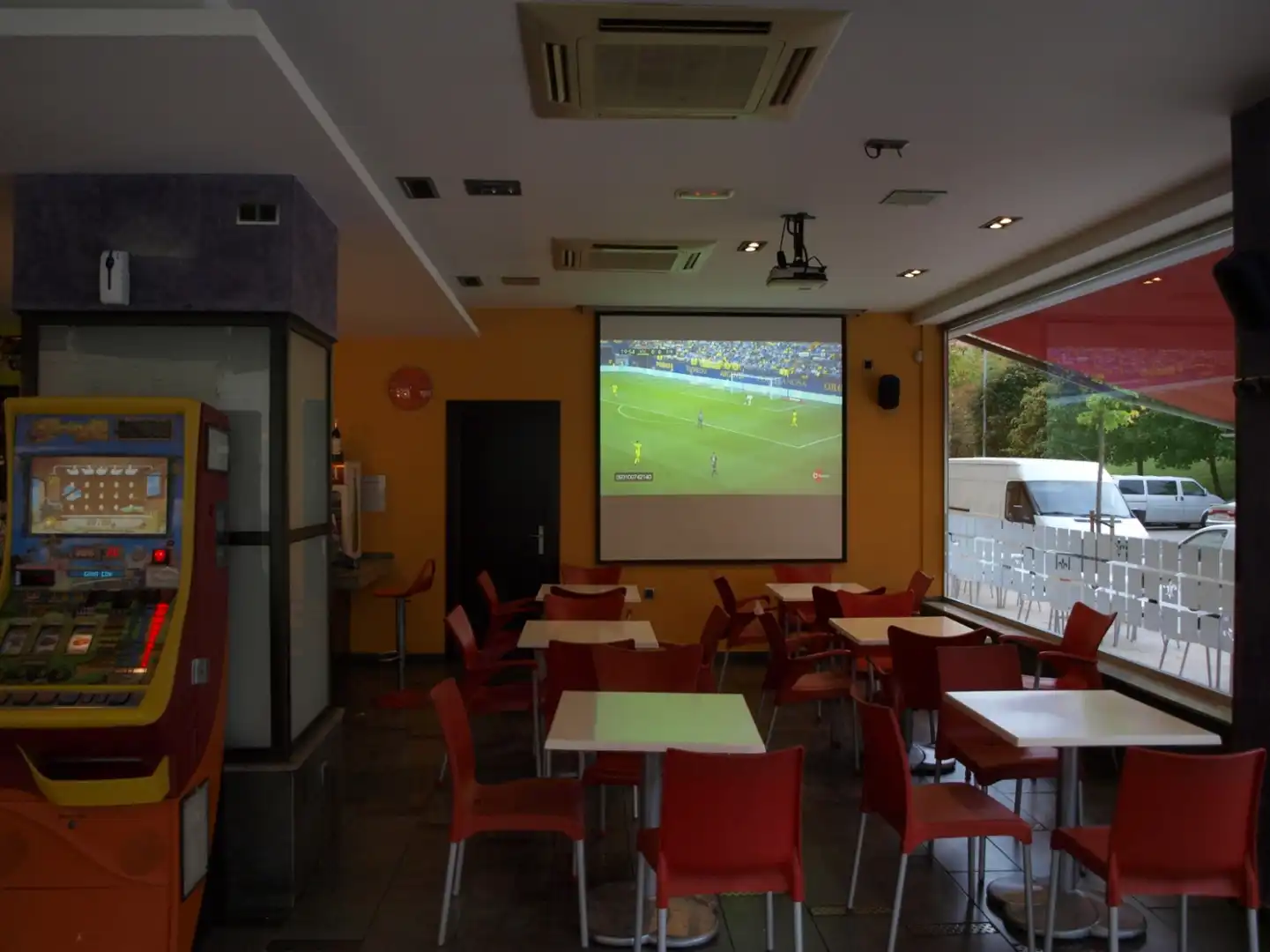 Locale commerciale in cessione a Oeste, imagen 4