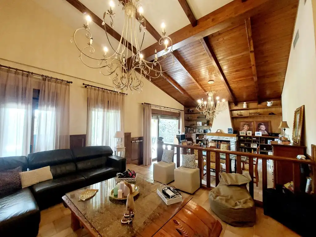 Sala d'estar de Casa o xalet en venda en Badajoz