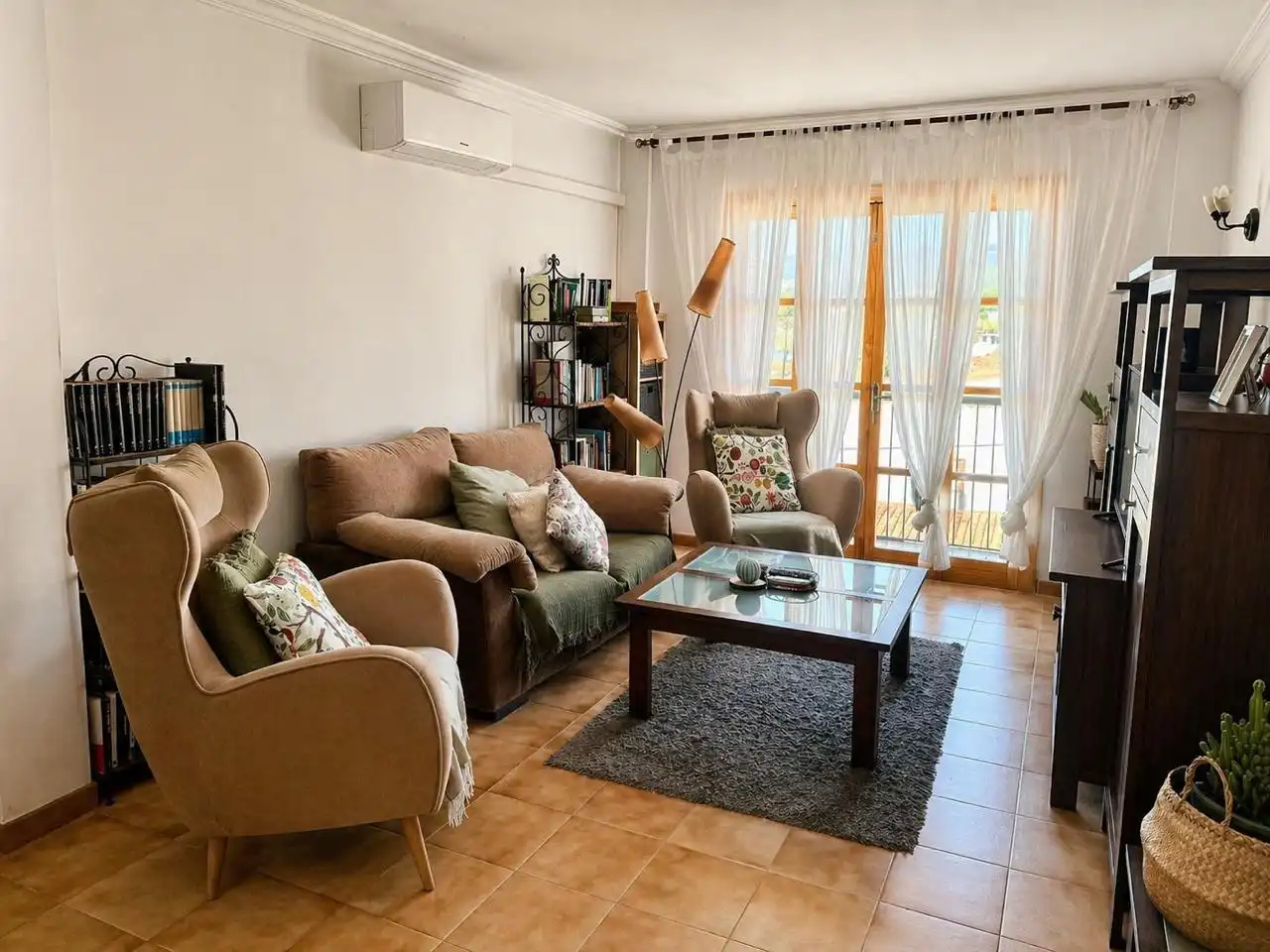 Living room of Flat for sale in Binissalem  with Air Conditioner, Private garden and Storage room