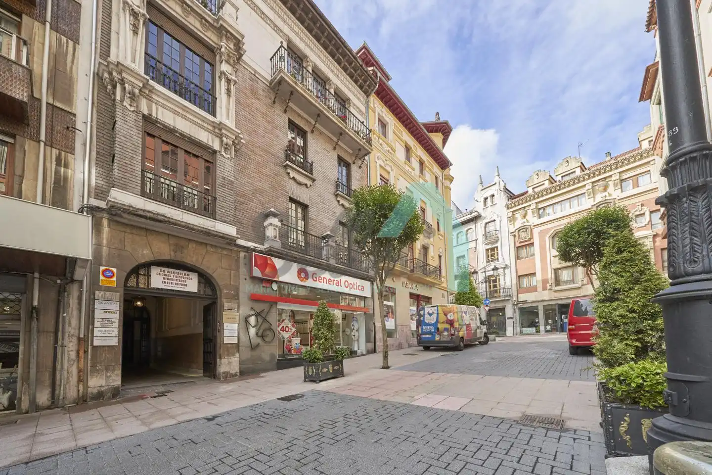 Others with lift for sale in Calle Principado, imagen 2