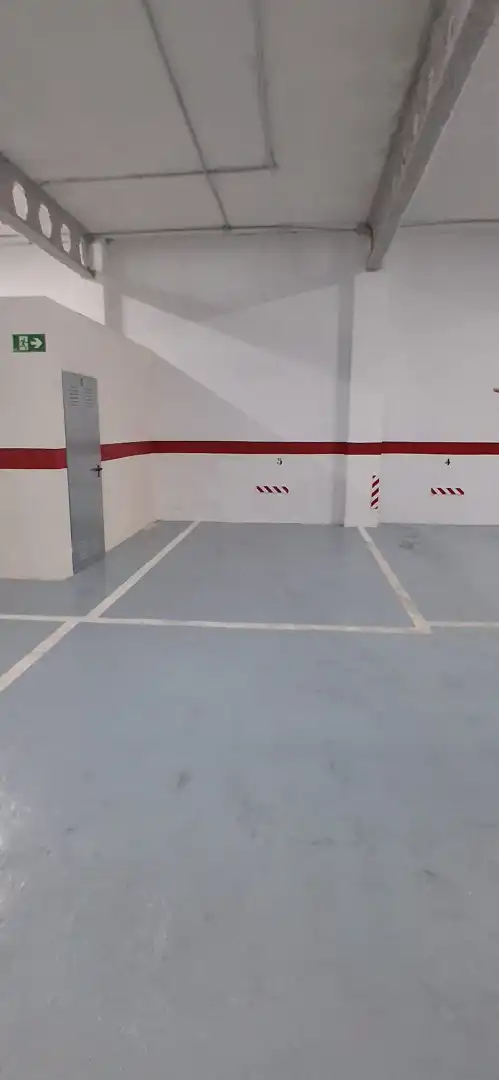 Aparcament de Garatge de lloguer en Alfafar amb Alarma