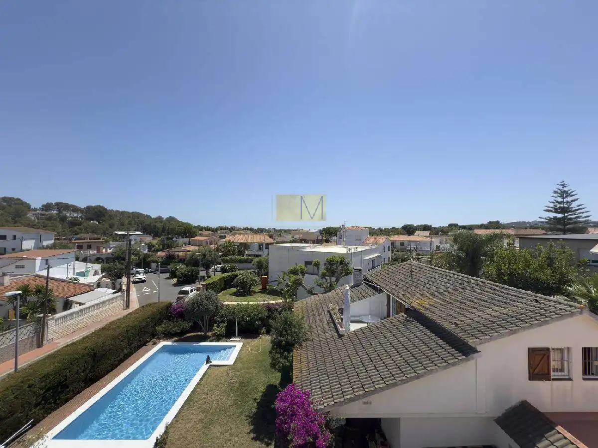 Jardí de Casa o xalet en venda en Sant Pere de Ribes amb Aire condicionat, Calefacció i Jardí privat