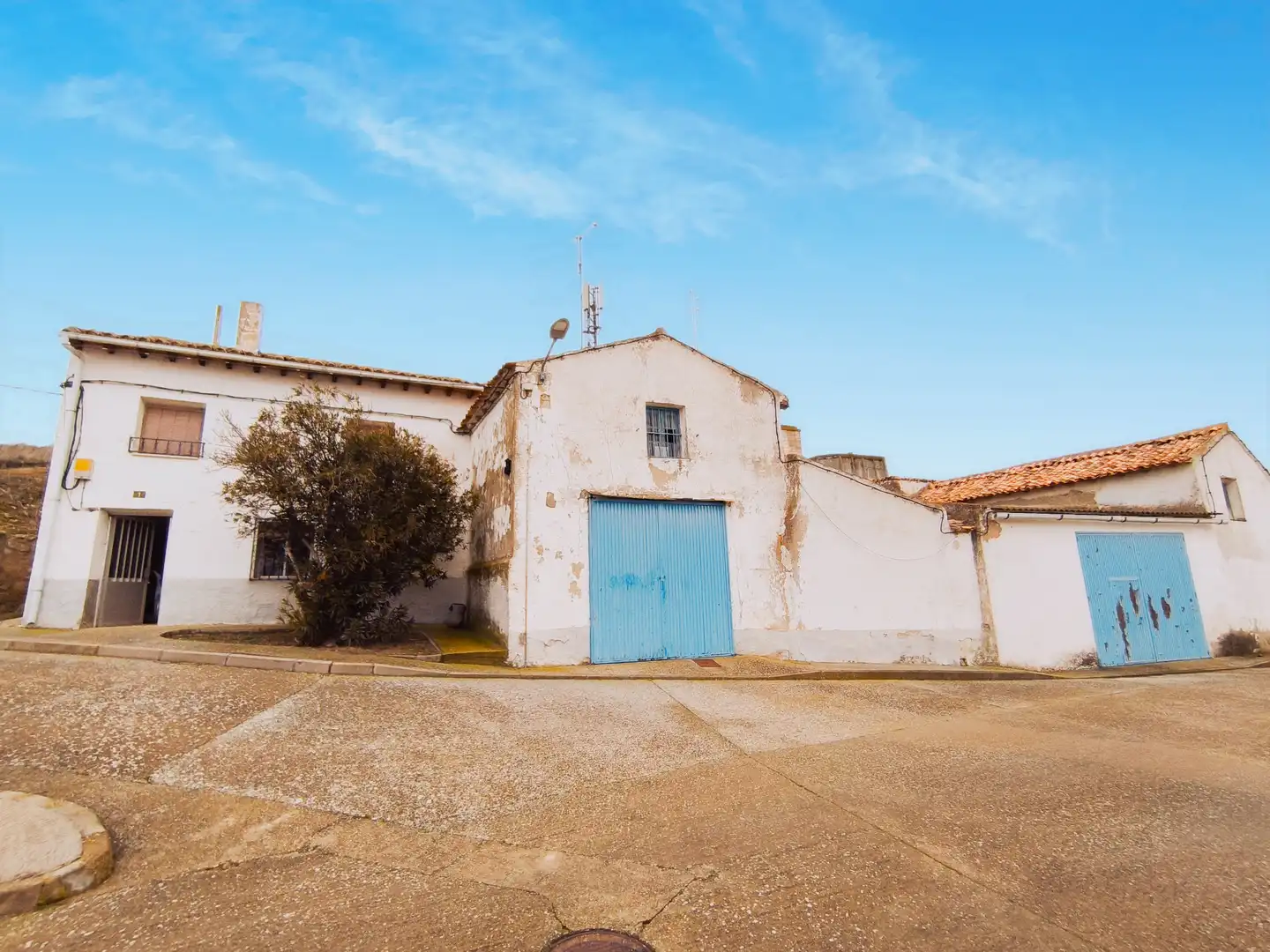 Vista exterior de Casa o chalet en venta en Santa Cecilia del Alcor con Calefacción, Jardín privado y Trastero
