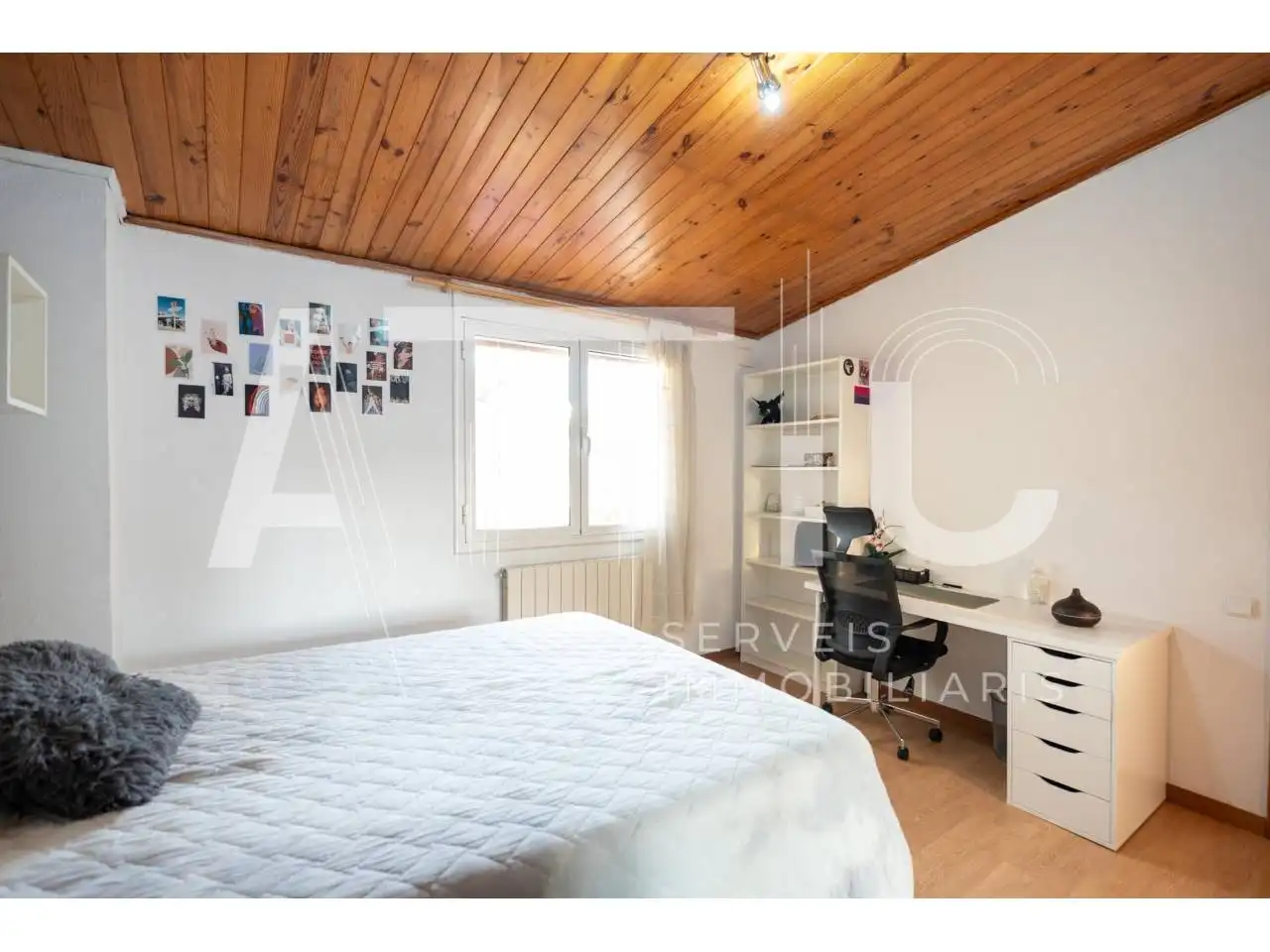 Schlafzimmer von Maisonette zum Verkauf in Sabadell mit Klimaanlage, Heizung und Terrasse