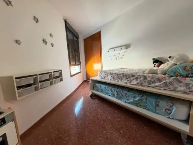 Schlafzimmer von Wohnung zum Verkauf in Benetússer mit Klimaanlage, Abstellraum und Balkon