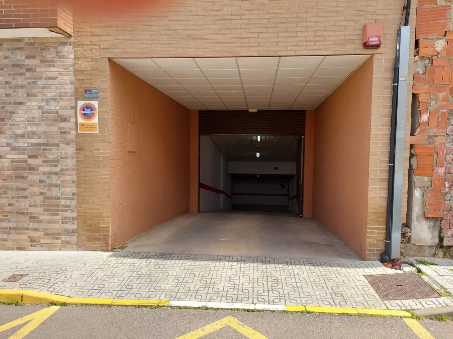Parkplatz von Garage zur Miete in Almendralejo
