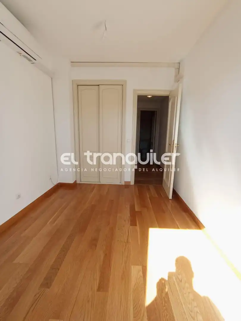 Duplexes for rent in Calle Tejar, Zona Carretera del Plantío