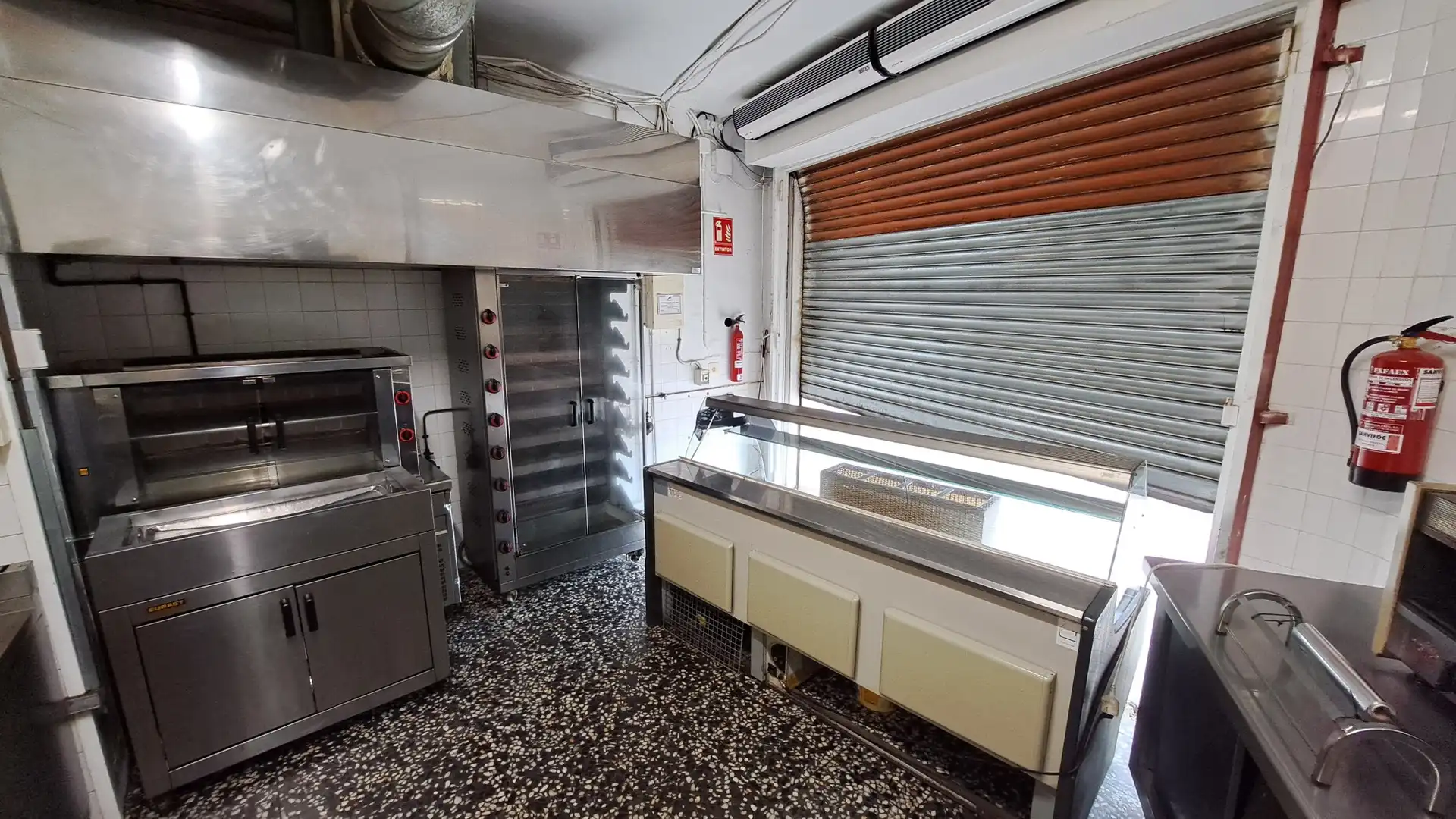 Local comercial en traspaso en Santa Coloma de Cervelló, imagen 5