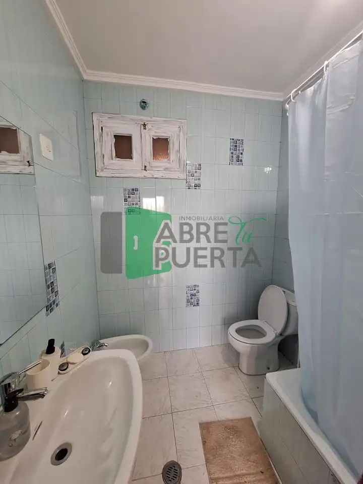 Baño de Casa o chalet en venta en Xunqueira de Ambía con Calefacción, Jardín privado y Trastero