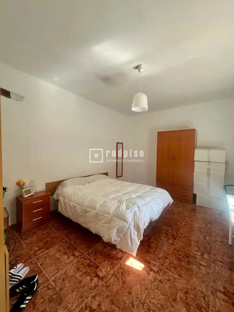 Bedroom of Flat for rent in Granada  with Heating, Terrace and Furnished