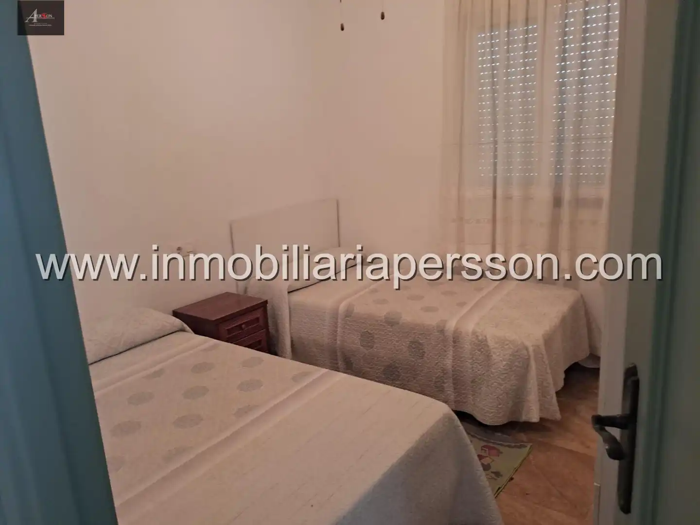 Dormitori de Finca rústica en venda en Fuente Palmera amb Aire condicionat, Piscina i Moblat