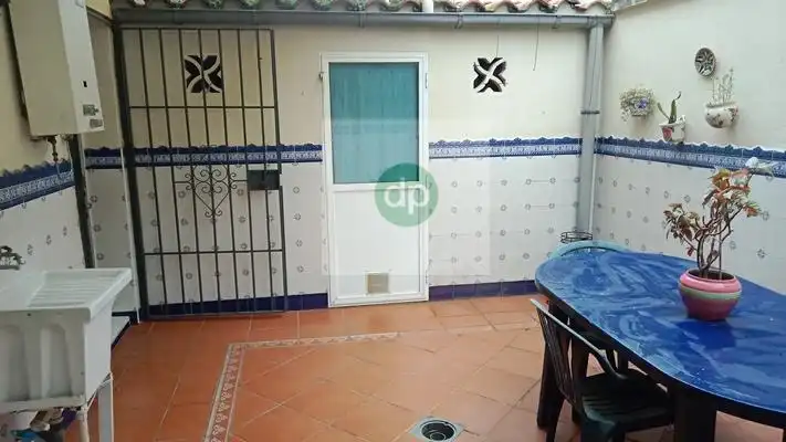 Casa adosada en venda a Carretera de Sevilla - Los Montitos