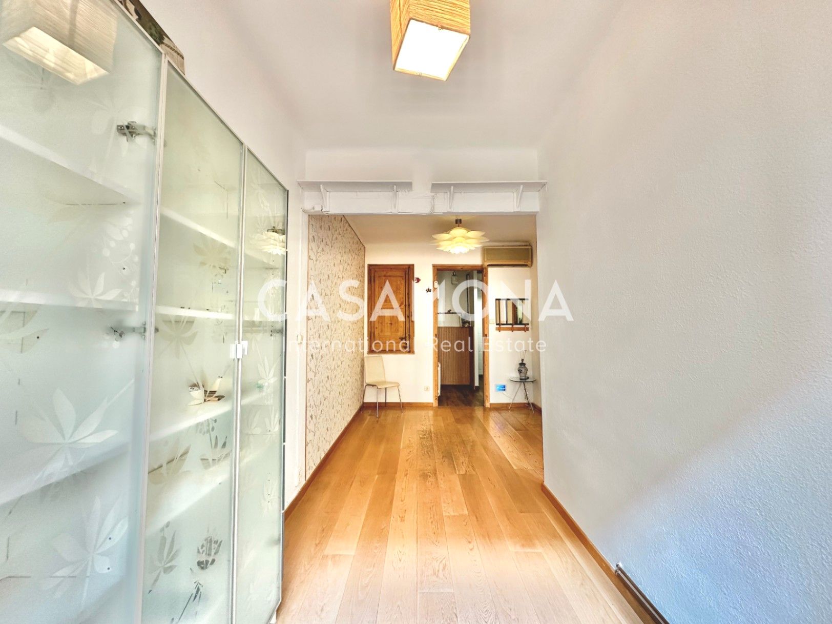 Apartament en venda en  Barcelona Capital amb Aire condicionat, Terrassa i Balcó