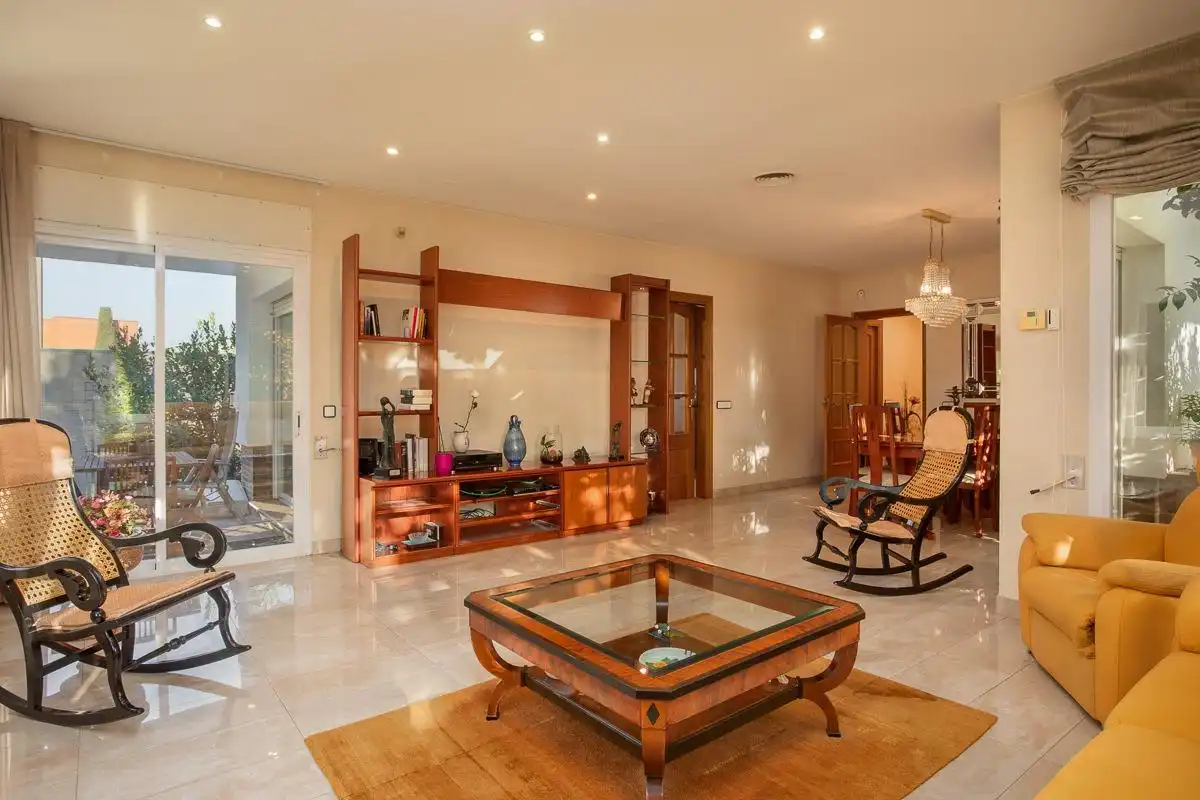 Sala d'estar de Casa o xalet en venda en Fornells de la Selva amb Aire condicionat, Calefacció i Jardí privat