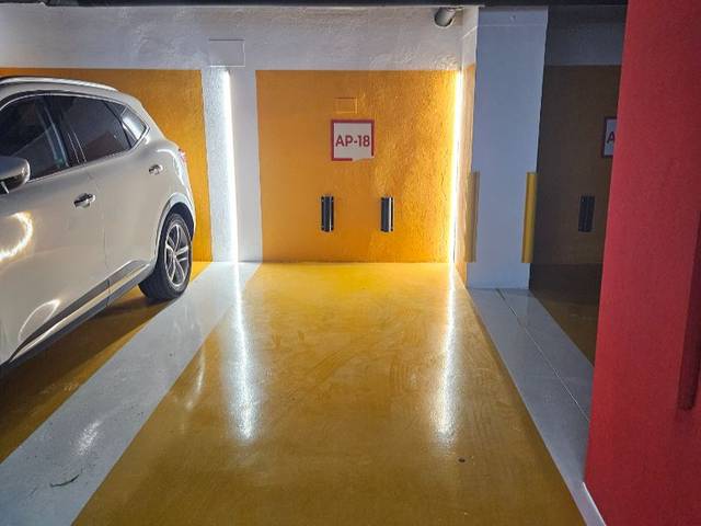 Garaje en Alquiler en Avenida Padre García Tejero, 6 en Sector Sur  - La Palmera - Reina Mercedes