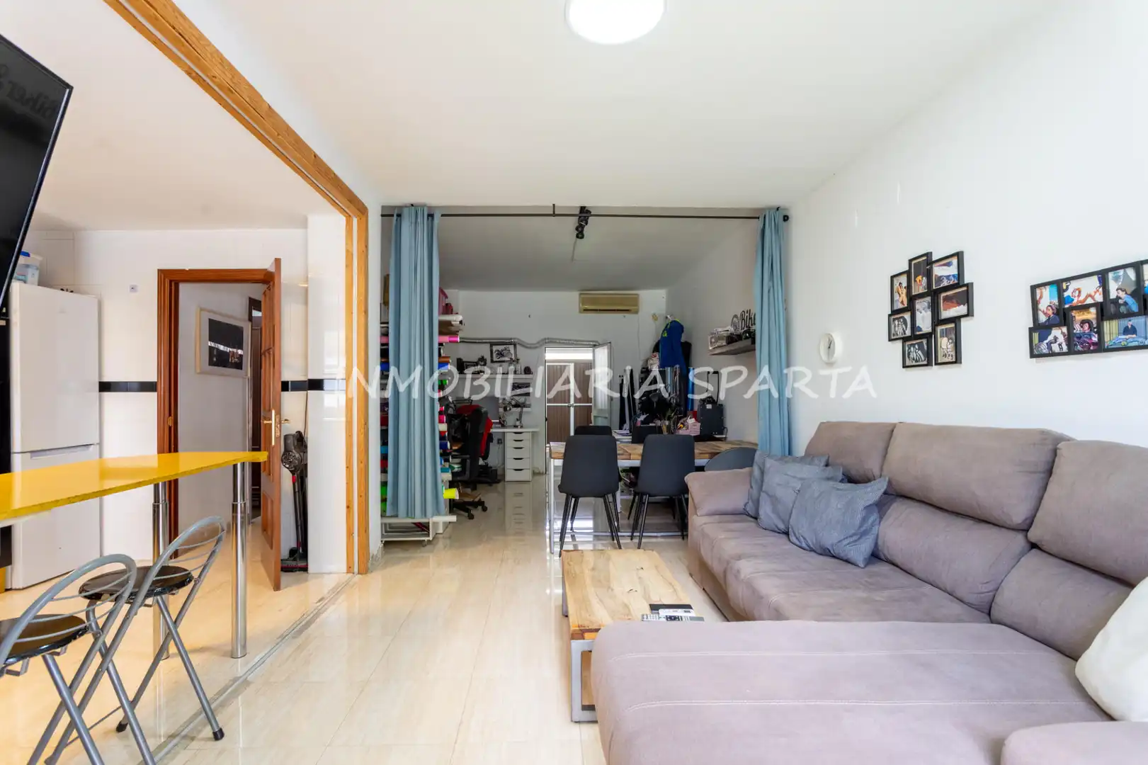 Living room of Detached homes for sale in Espartinas  with Air Conditioner and Heating