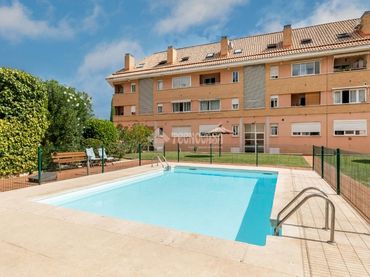 Flat with balcony for sale in Los Ángeles - Jarandilla