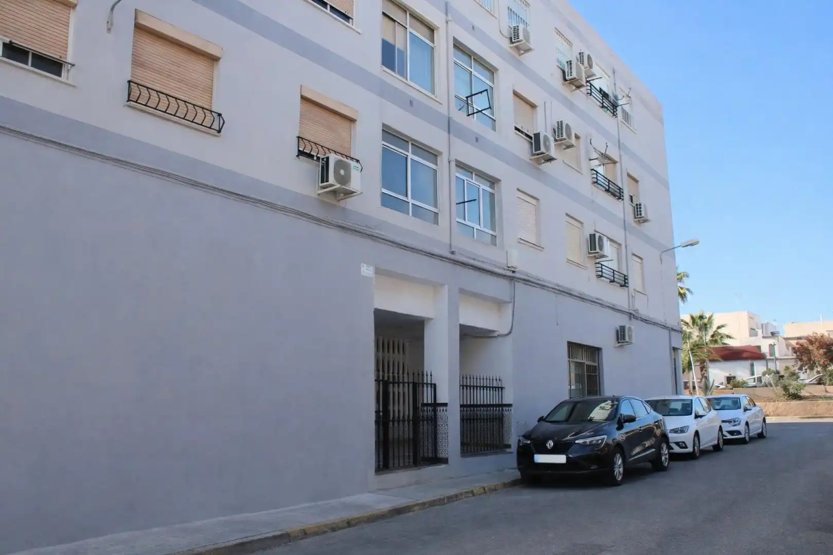 Vista exterior de Piso en venta en Almería