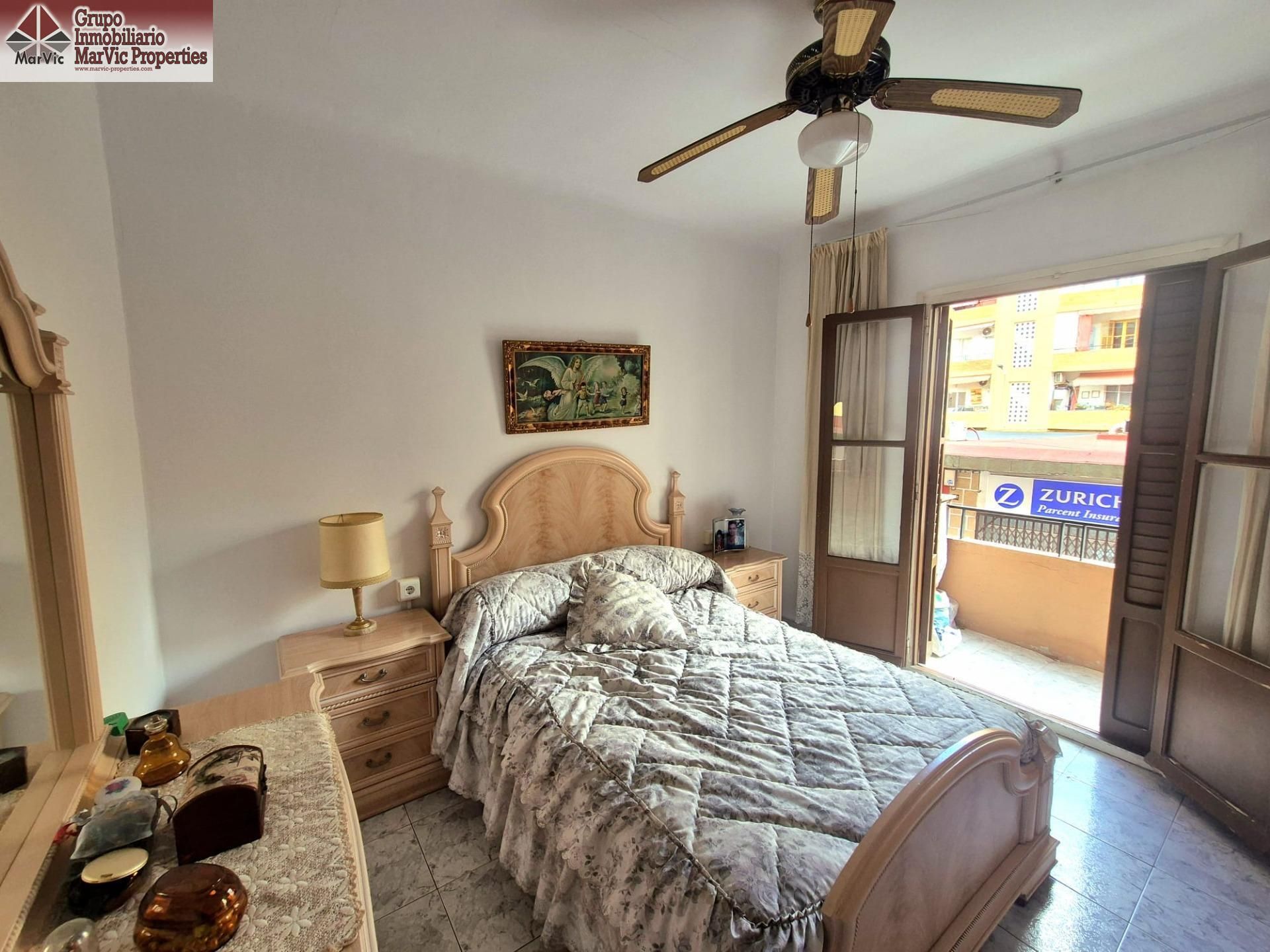 Dormitori de Pis en venda en Benidorm amb Aire condicionat, Terrassa i Moblat