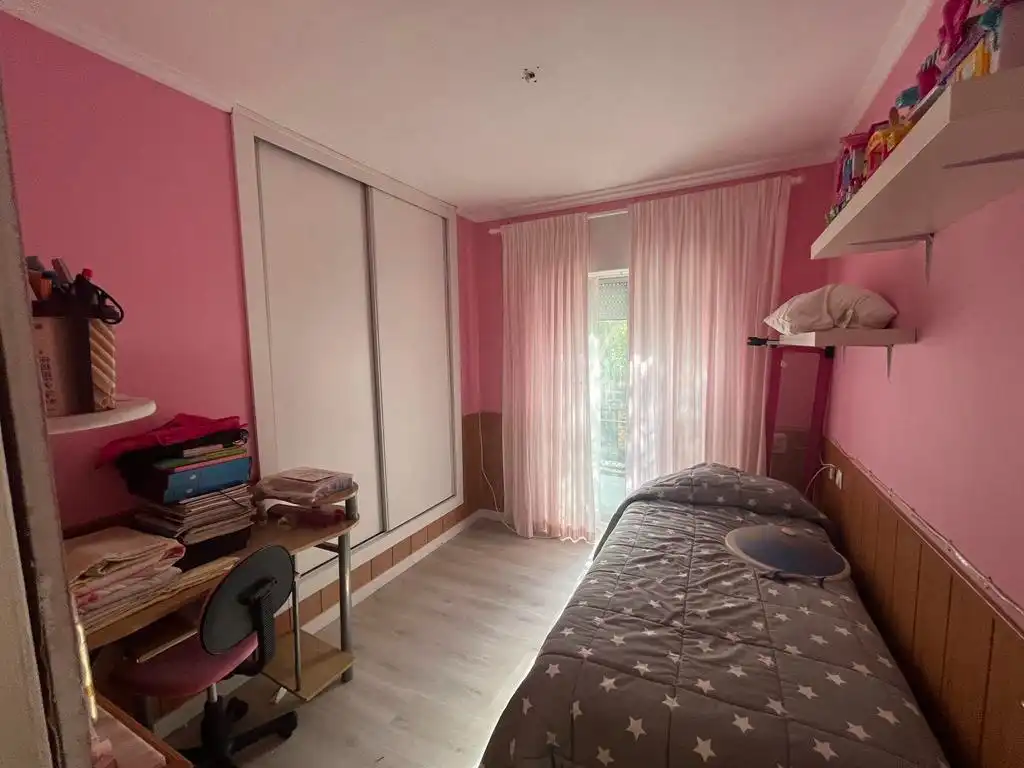 Dormitori de Casa o xalet en venda en Albacete amb Calefacció, Jardí privat i Parquet