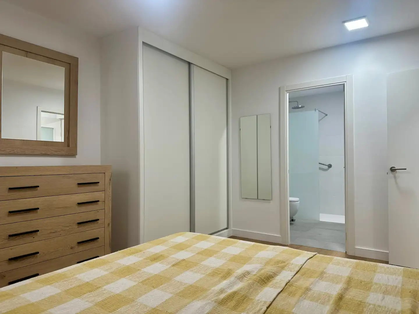 Bedroom of Flat for sale in Las Palmas de Gran Canaria  with Storage room