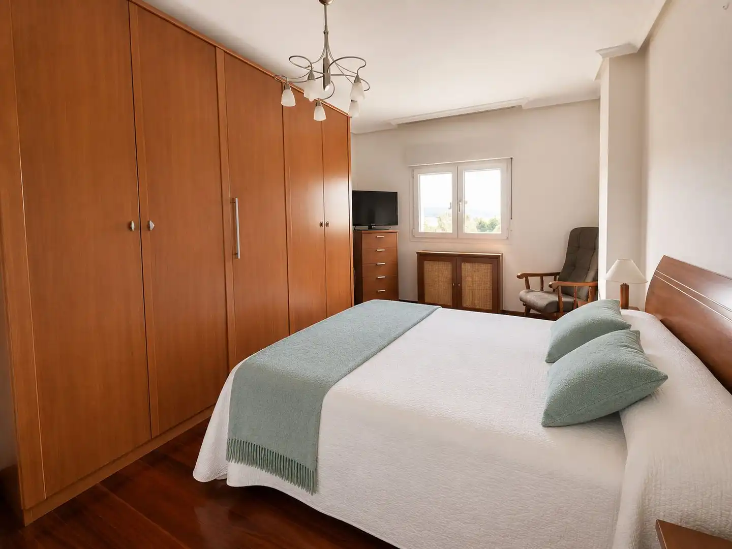 Habitación de Casa adosada en venta en Ruesga con Calefacción, Amueblado y Balcón